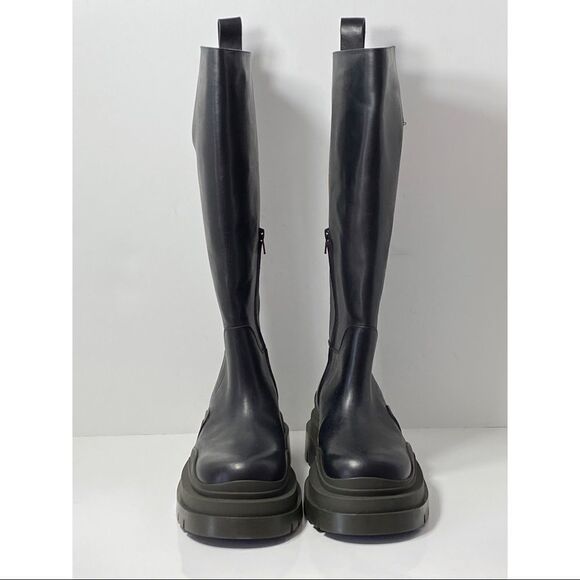 Bottega Veneta Tire rubber-trimmed leather zip knee boots size 40 - Picture 4 of 12